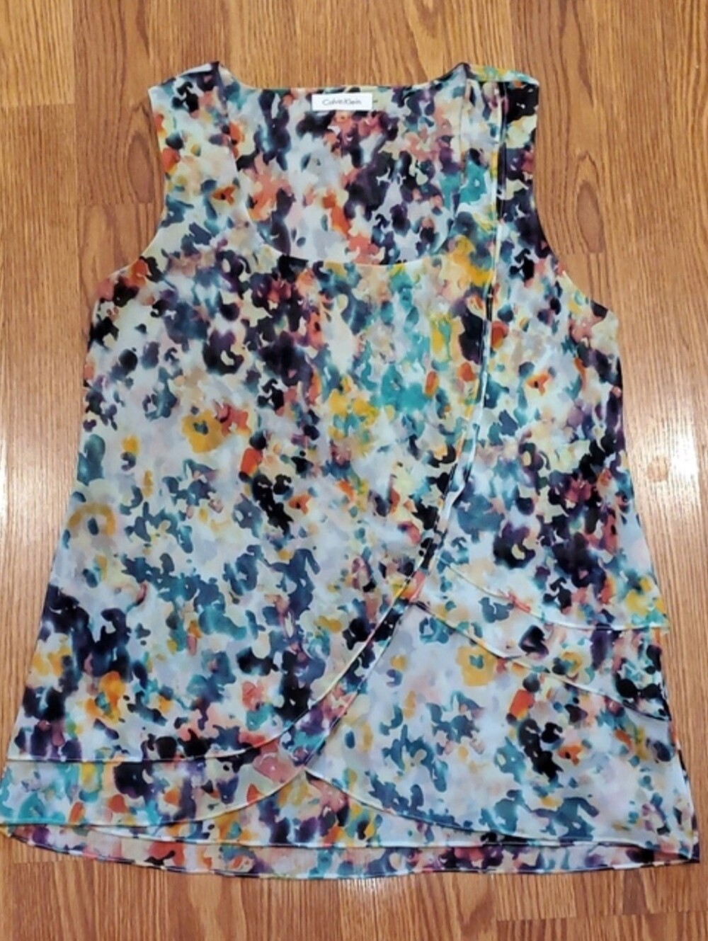 Calvin Klein Multicolor Floral Watercolor Layered Sleeveless Shirt - Picture 5 of 5
